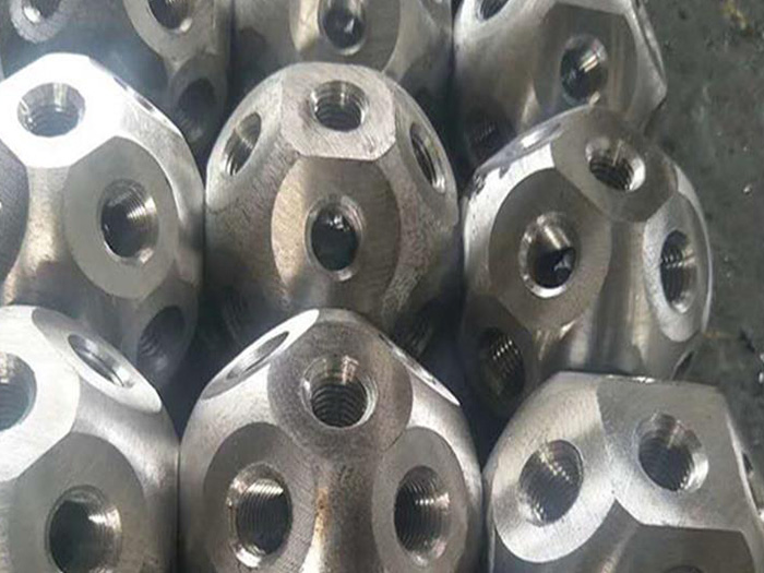 大庆螺栓球网架杆件制作